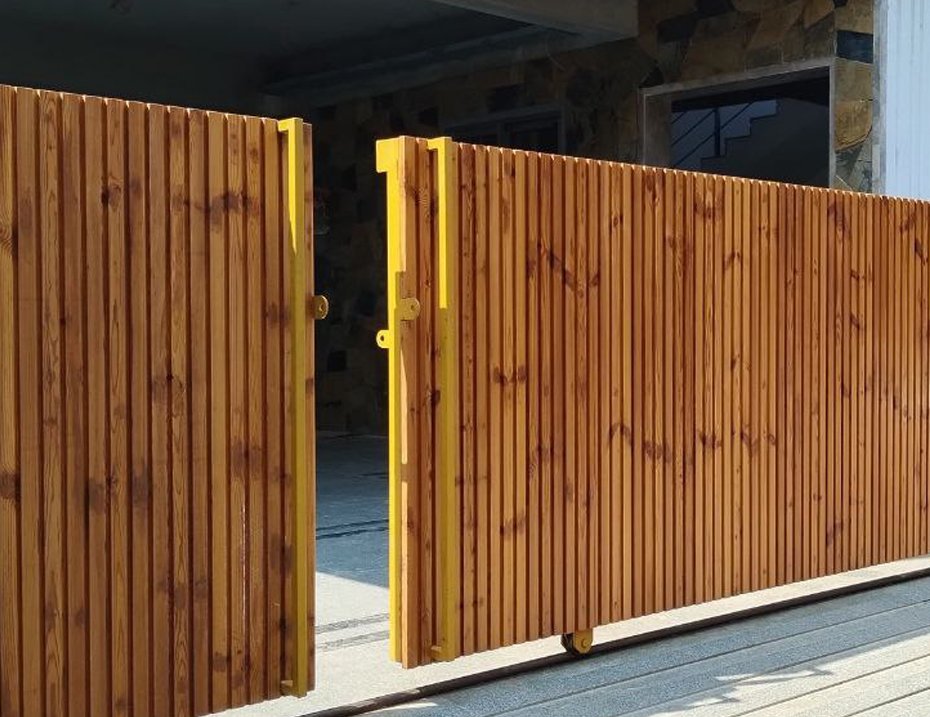 Wooden Gates in Hyderabad